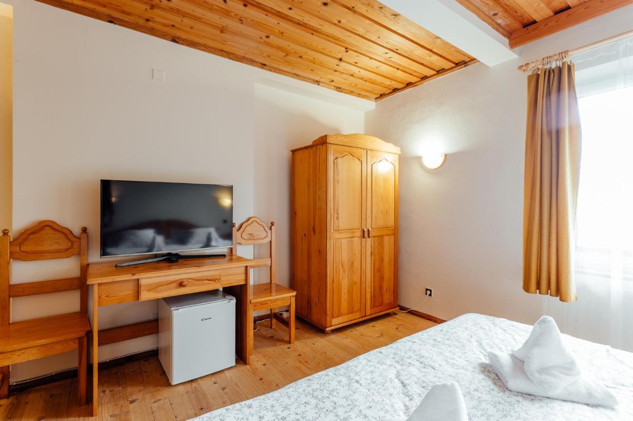 Penzion Topky Hotell Banská Štiavnica Exteriör bild